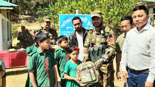 ১৫ ফেব্রুয়ারি ২০২৩ ইং তারিখে বান্দরবানের লামা রুপসী পাড়া আর্মি ক্যাম্পের অধীনস্হ নাইক্ষ্যং মুখ ও ছাত্তার পাড়ায় ২২০জন বাঙালি উপজাতি নারী, পুরুষ ও ছোট বাচ্চাদের বিনামূল্যে চিকিৎসা ও ওষুধ বিতরণ করা হয়েছে।